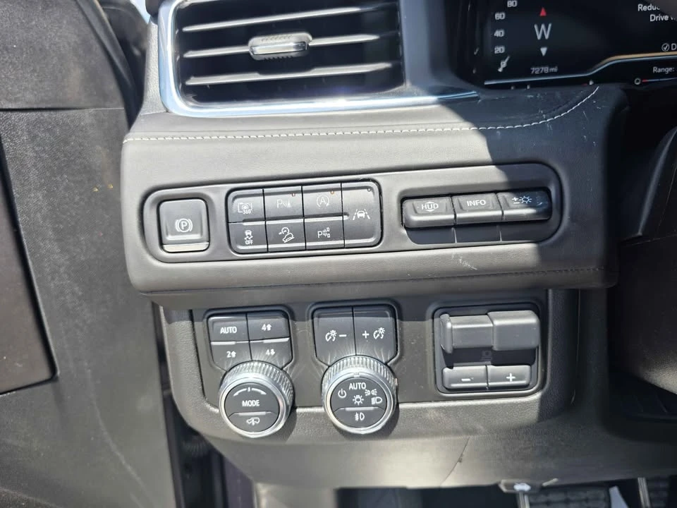 2023 GMC Yukon 5th Gen - Image 8 of 15