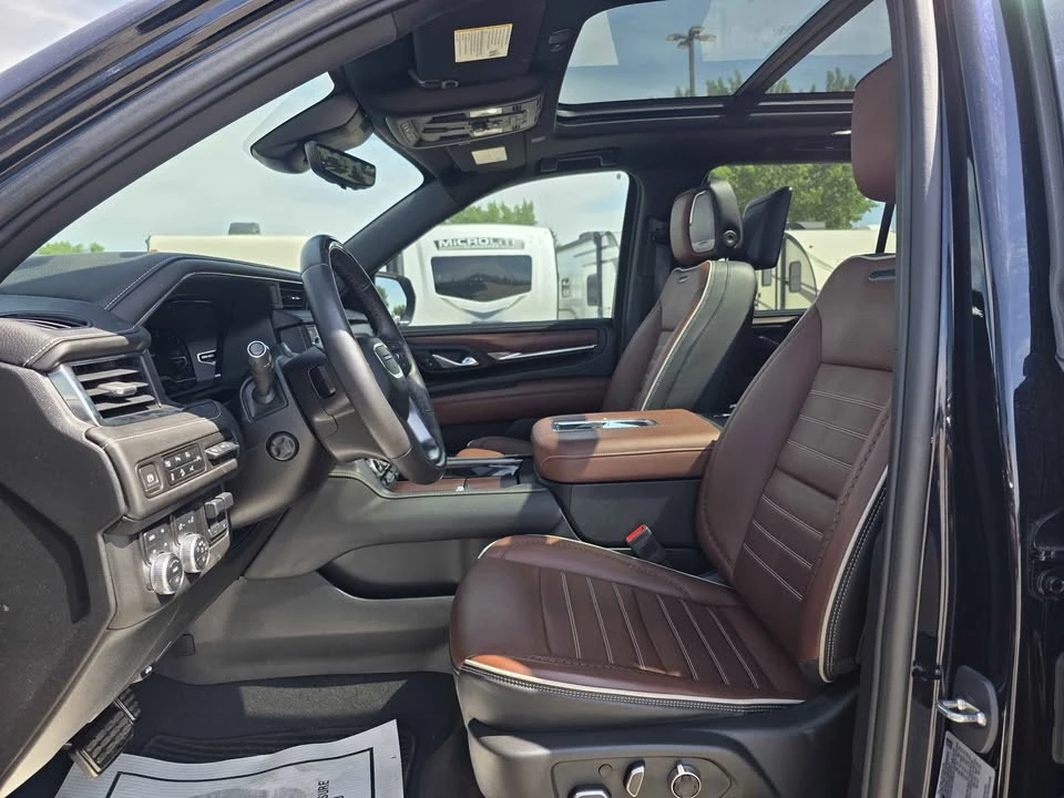 2023 GMC Yukon 5th Gen - Image 6 of 15