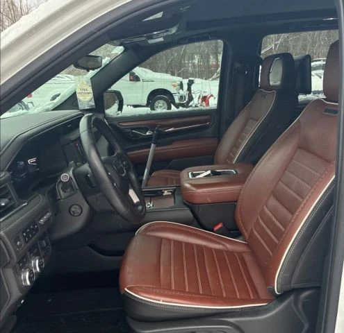2023 GMC Yukon 5th Gen - Image 8 of 9