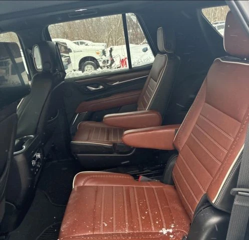2023 GMC Yukon 5th Gen - Image 9 of 9