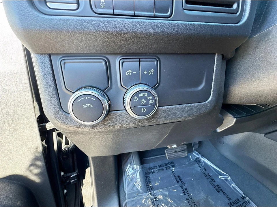 2023 GMC Yukon 5th Gen - Image 10 of 21