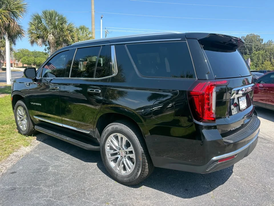 2023 GMC Yukon 5th Gen - Image 4 of 15