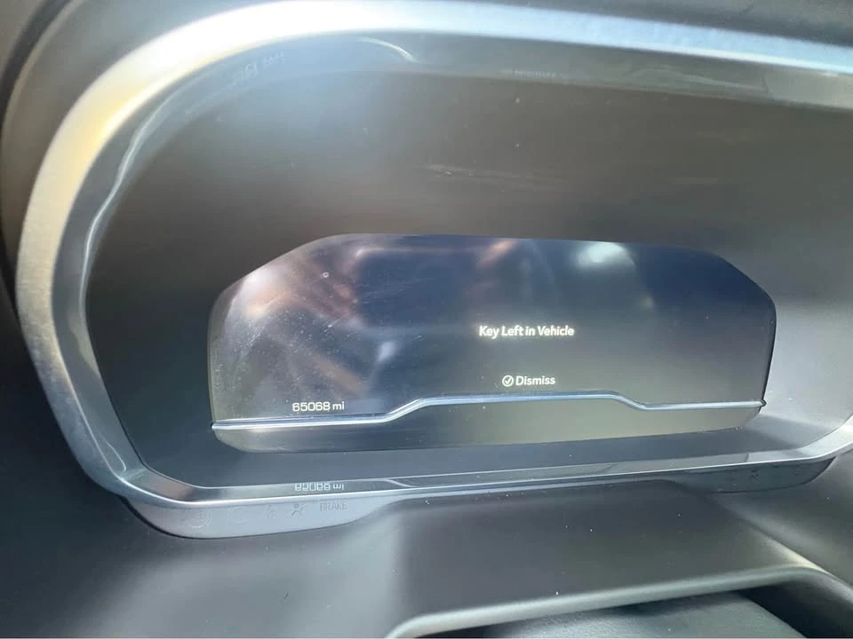 2023 GMC Yukon 5th Gen - Image 6 of 15