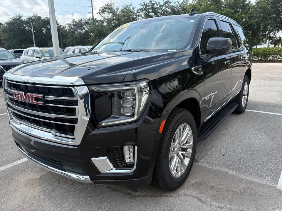 2023 GMC Yukon 5th Gen - Image 10 of 15