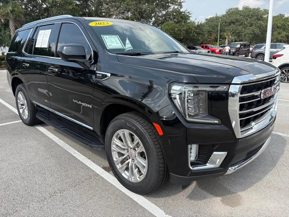 2023 GMC Yukon 5th Gen - Image 9 of 15