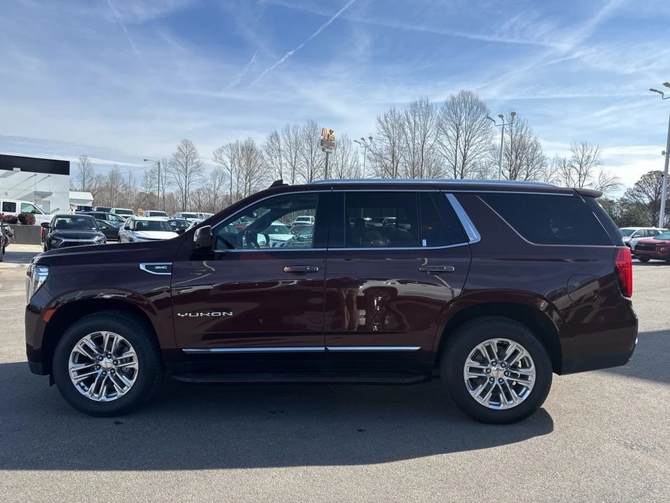 2023 GMC Yukon 5th Gen - Image 2 of 21