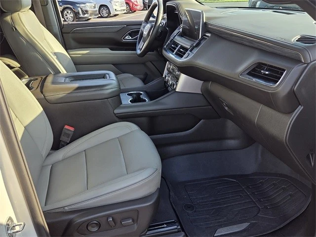 2023 GMC Yukon 5th Gen - Image 17 of 21