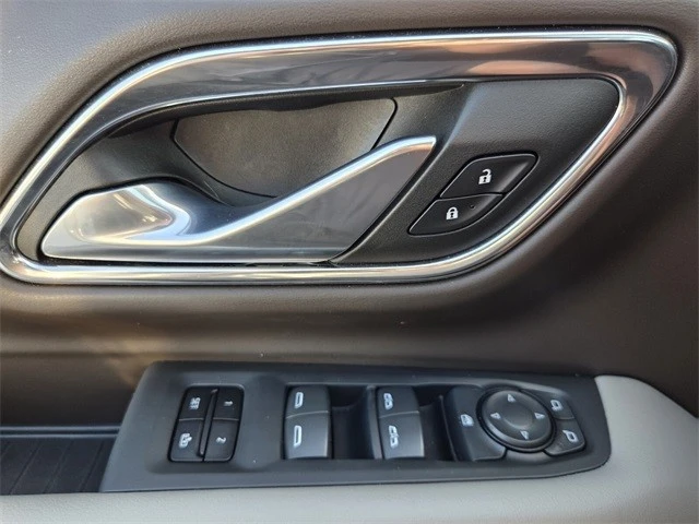 2023 GMC Yukon 5th Gen - Image 20 of 21