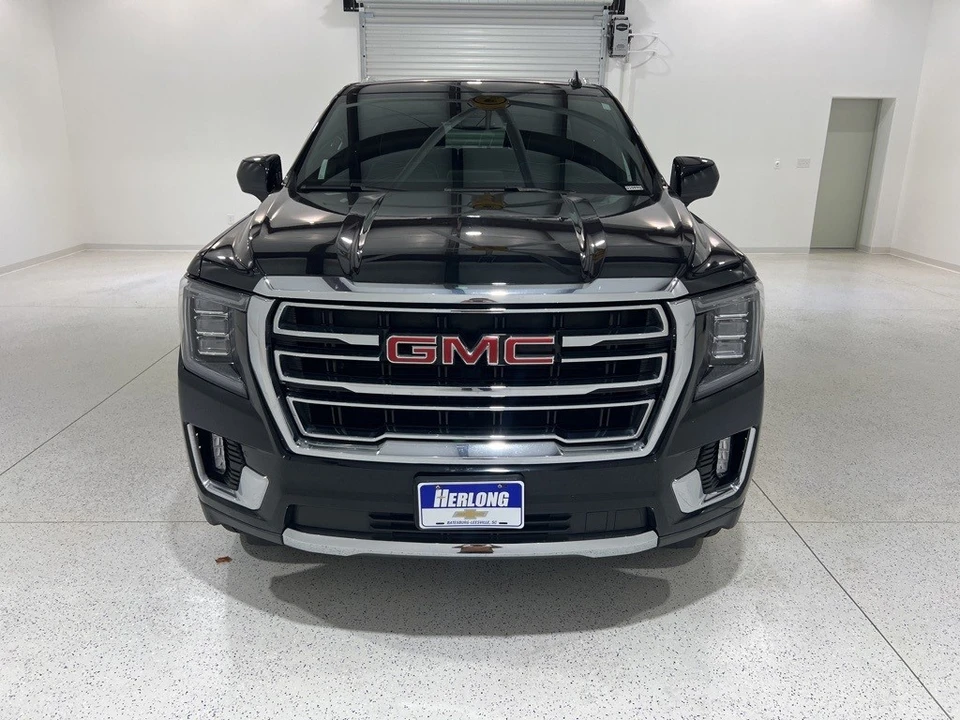 2023 GMC Yukon 5th Gen - Image 8 of 12