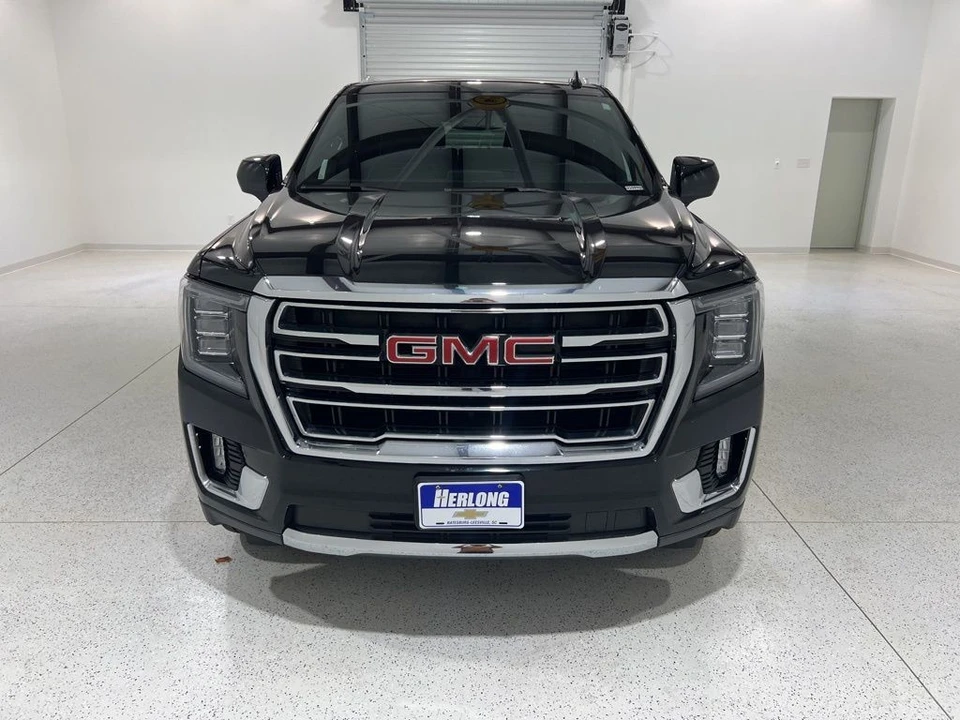 2023 GMC Yukon 5th Gen - Image 8 of 21