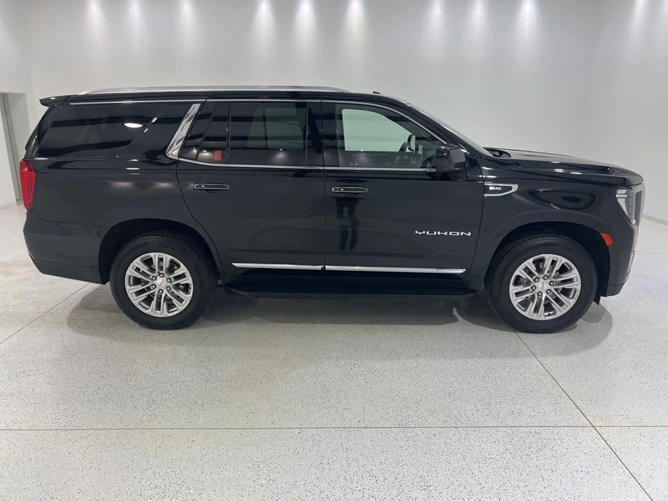 2023 GMC Yukon 5th Gen - Image 6 of 21