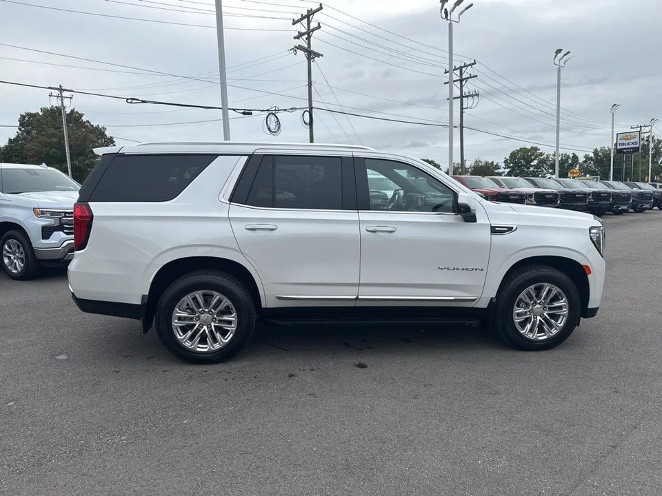 2023 GMC Yukon 5th Gen - Image 6 of 21