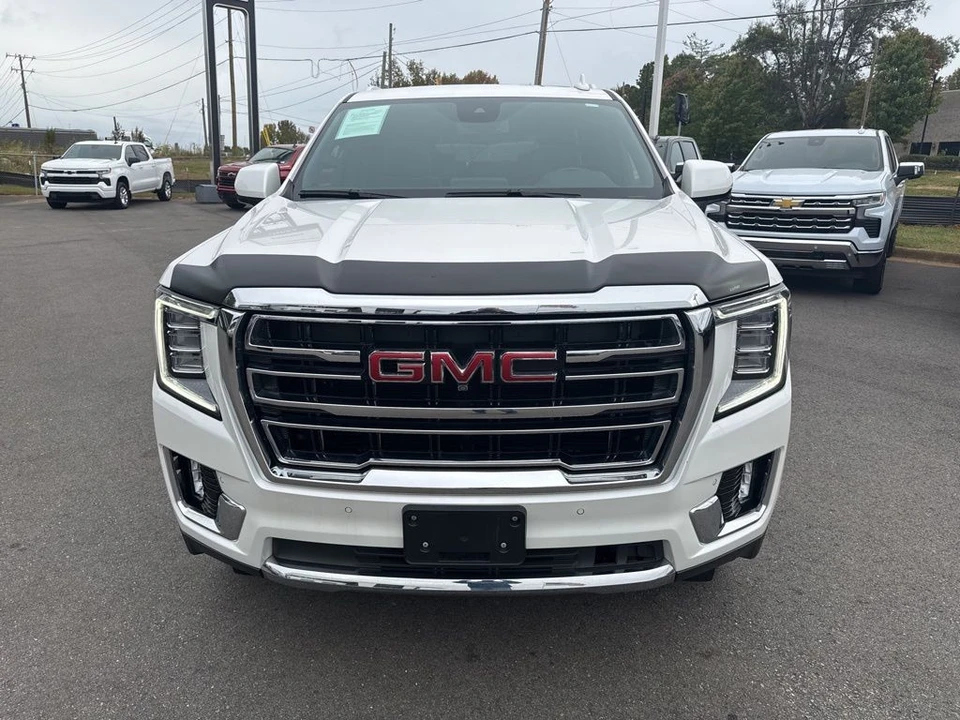 2023 GMC Yukon 5th Gen - Image 8 of 12
