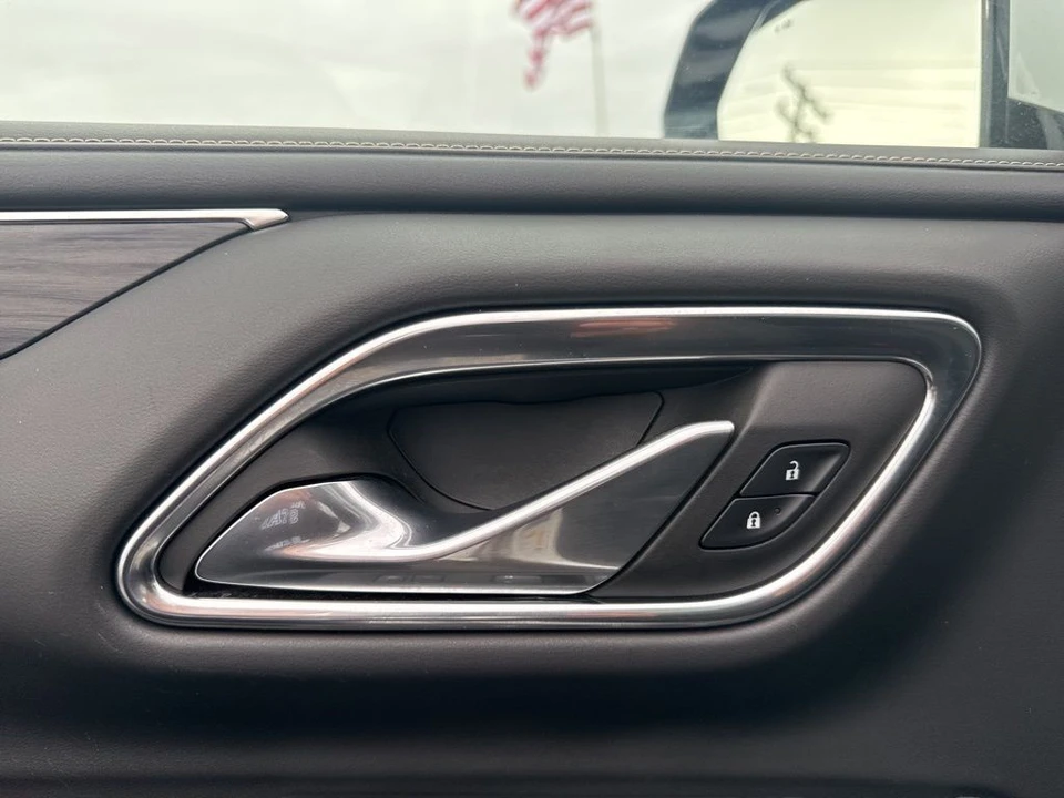 2023 GMC Yukon 5th Gen - Image 12 of 21