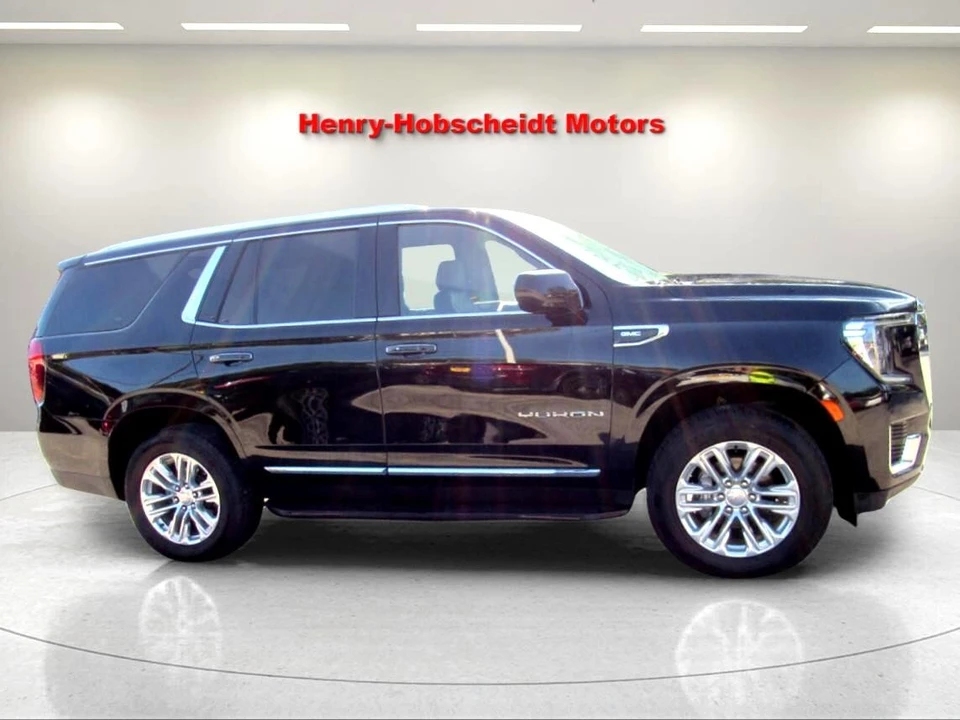 2023 GMC Yukon 5th Gen - Image 9 of 12