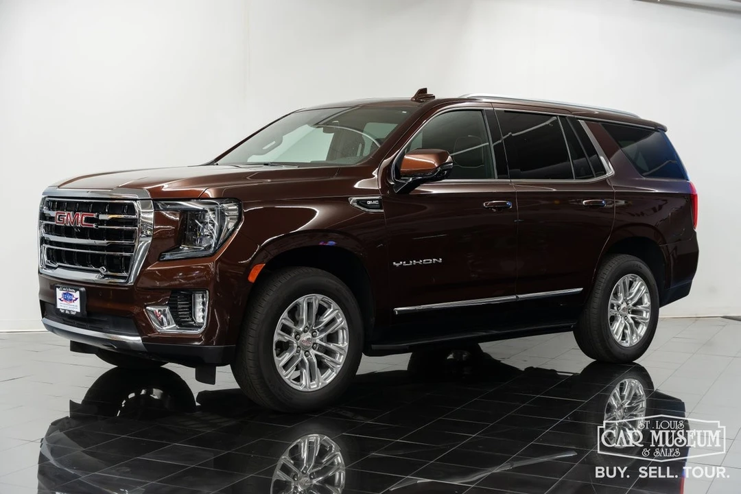 2023 GMC Yukon 5th Gen - Image 2 of 21