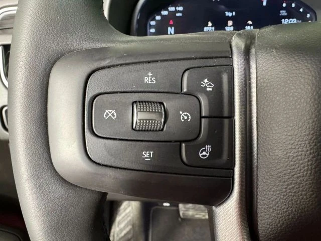 2023 GMC Yukon 5th Gen - Image 17 of 21
