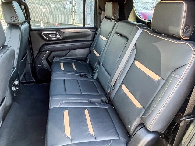 2023 GMC Yukon 5th Gen - Image 17 of 21