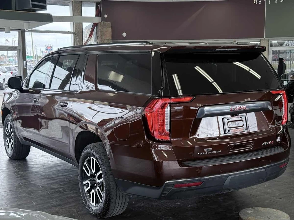 2023 GMC Yukon 5th Gen - Image 12 of 21