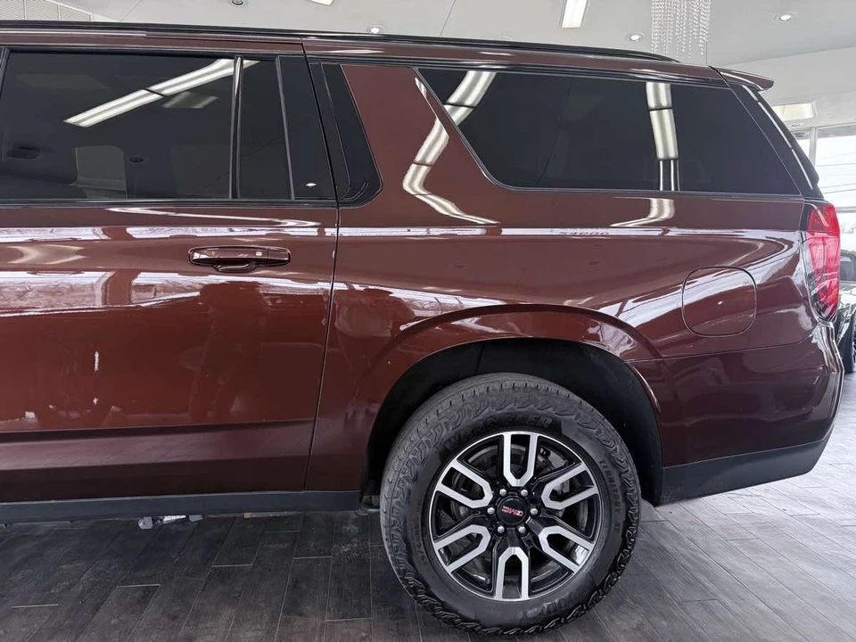 2023 GMC Yukon 5th Gen - Image 20 of 21