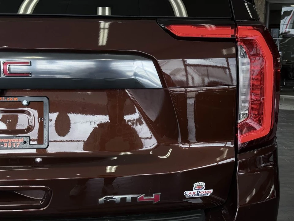 2023 GMC Yukon 5th Gen - Image 16 of 21