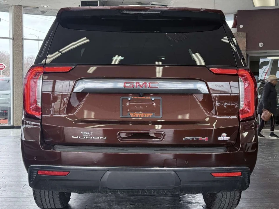 2023 GMC Yukon 5th Gen - Image 15 of 21