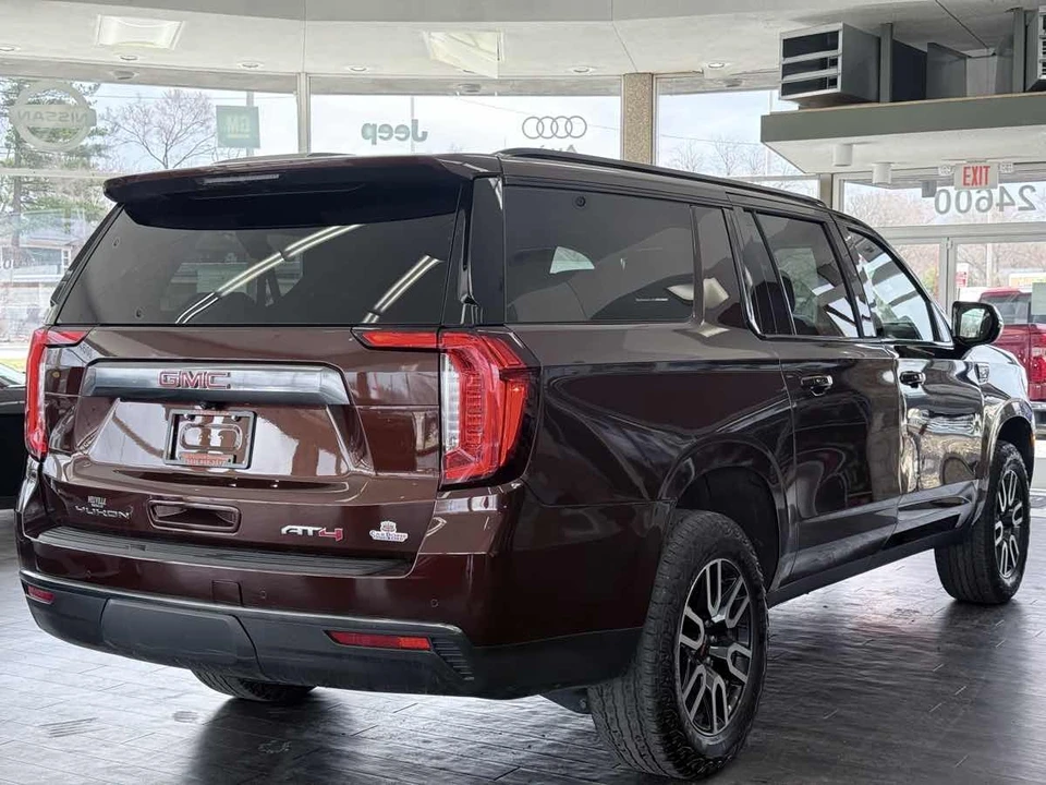 2023 GMC Yukon 5th Gen - Image 10 of 21
