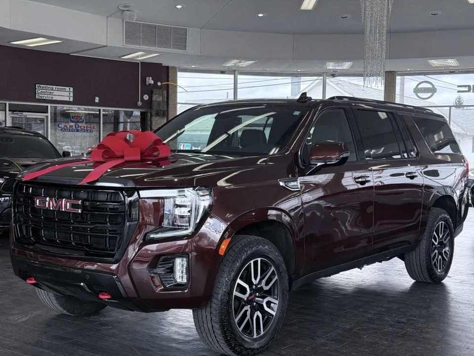 2023 GMC Yukon 5th Gen - Image 2 of 21