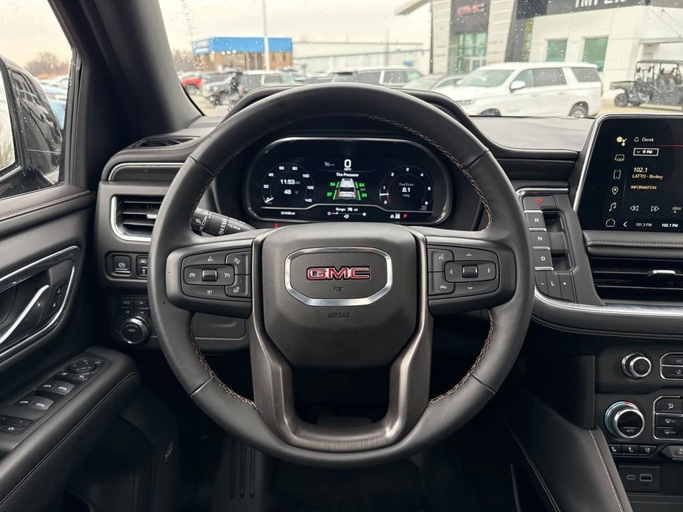 2023 GMC Yukon 5th Gen - Image 16 of 21