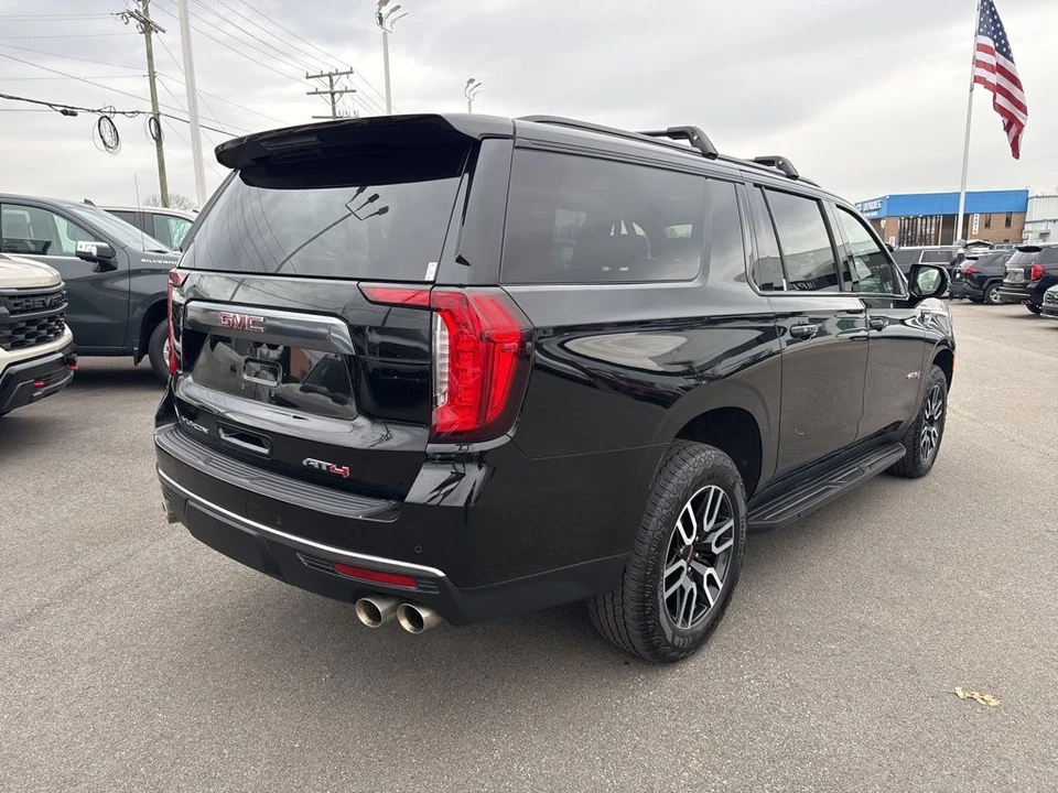 2023 GMC Yukon 5th Gen - Image 5 of 21