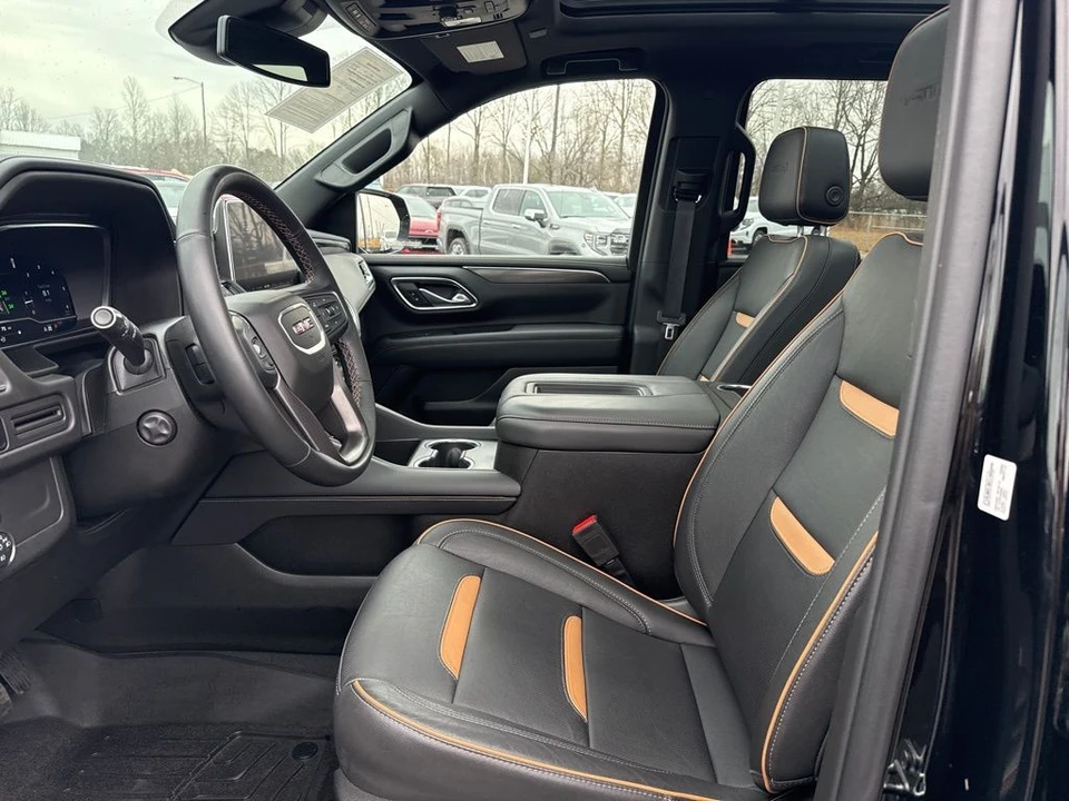 2023 GMC Yukon 5th Gen - Image 9 of 21