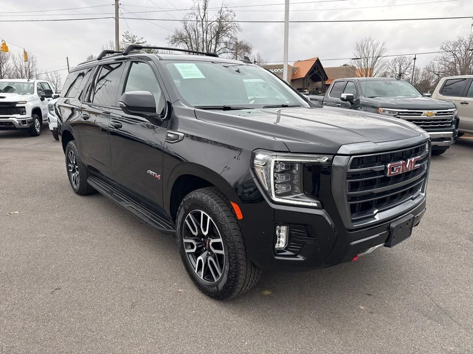 2023 GMC Yukon 5th Gen - Image 7 of 12