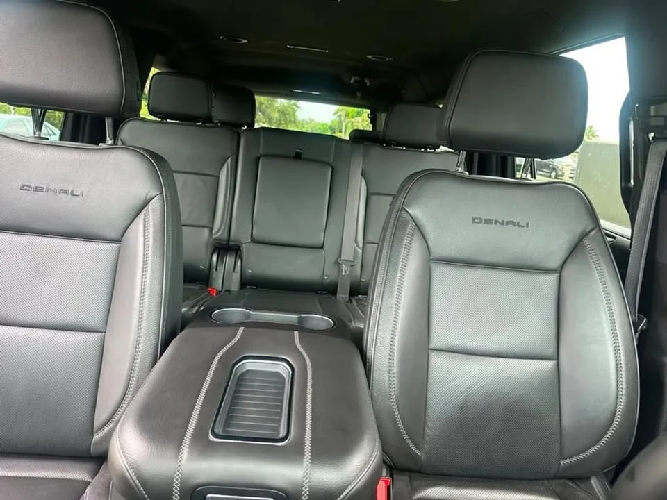 2023 GMC Yukon 5th Gen - Image 17 of 19