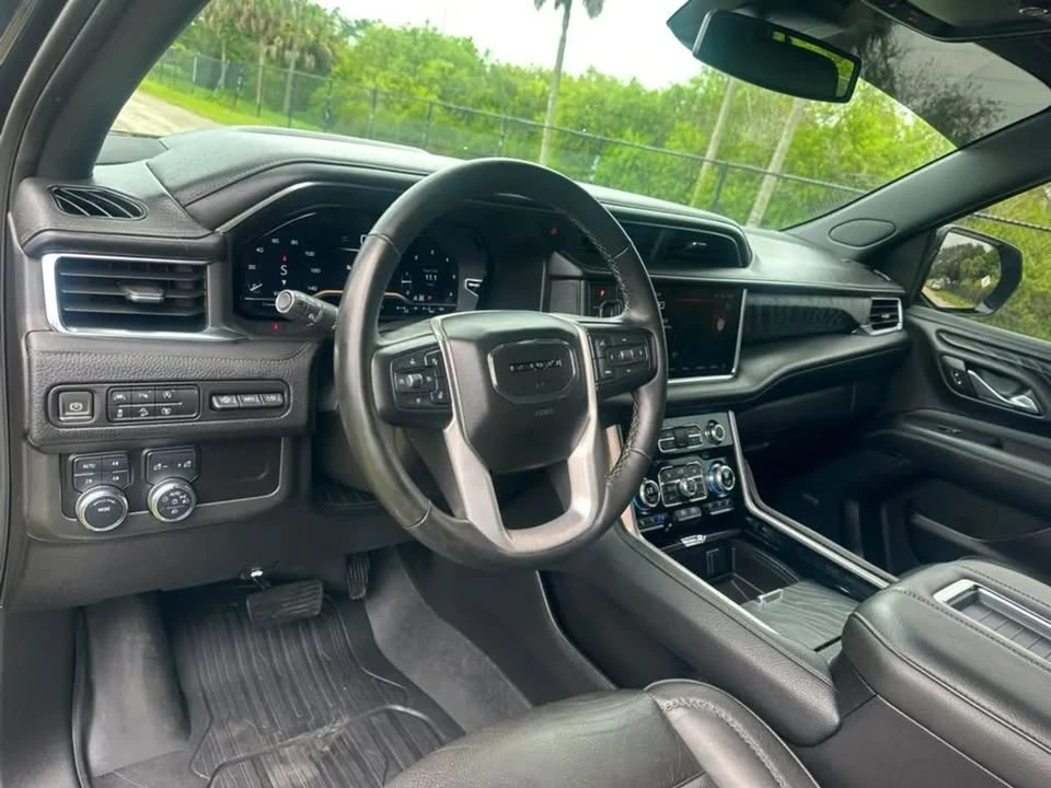 2023 GMC Yukon 5th Gen - Image 9 of 19