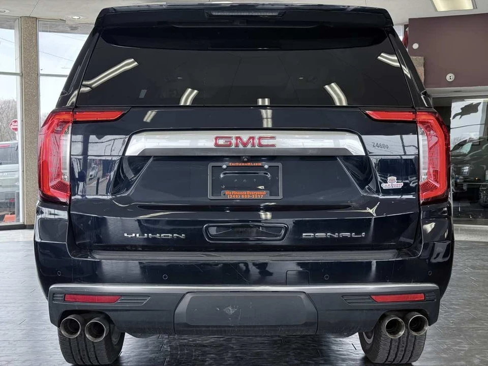 2023 GMC Yukon 5th Gen - Image 15 of 21