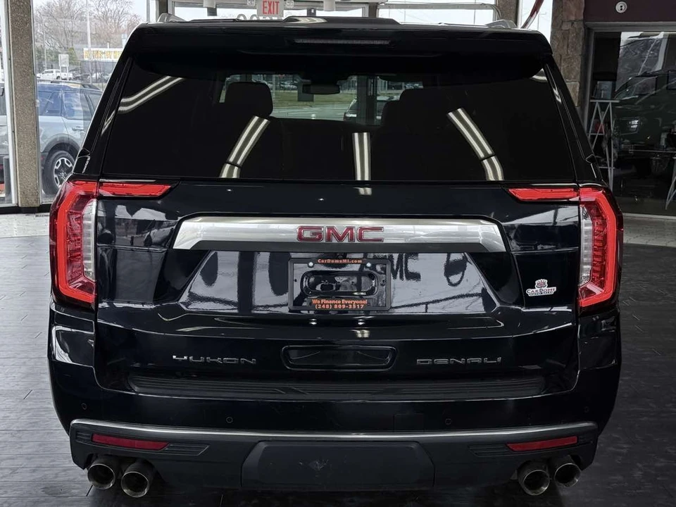 2023 GMC Yukon 5th Gen - Image 14 of 21