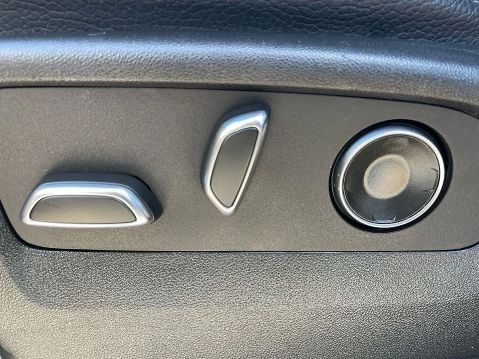 2023 GMC Yukon 5th Gen - Image 10 of 21