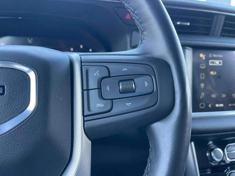 2023 GMC Yukon 5th Gen - Image 19 of 21