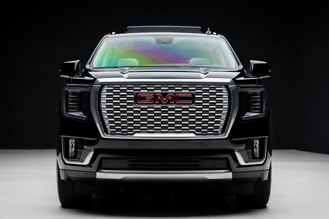 2023 GMC Yukon 5th Gen - Image 7 of 21