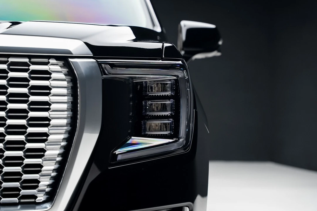 2023 GMC Yukon 5th Gen - Image 9 of 21