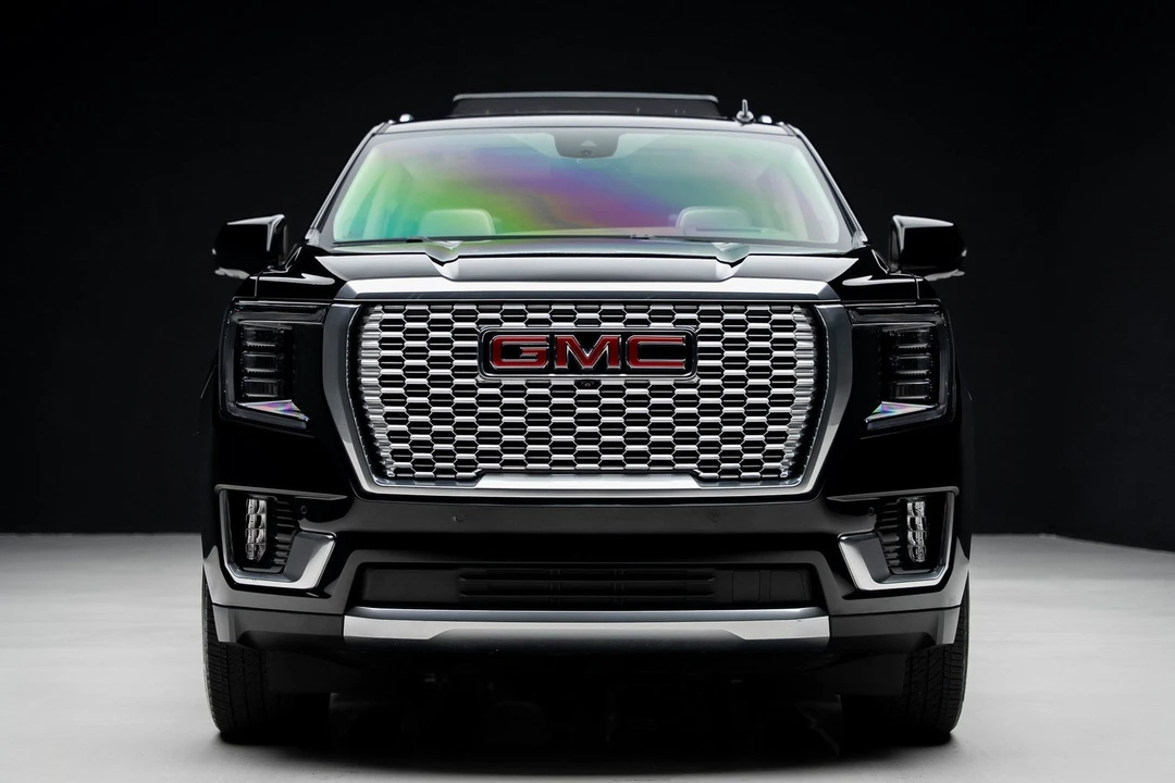 2023 GMC Yukon 5th Gen - Image 7 of 21