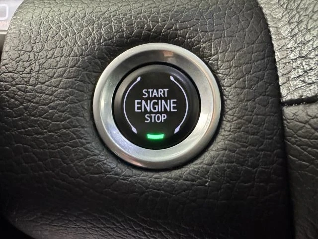 2023 GMC Yukon 5th Gen - Image 18 of 21