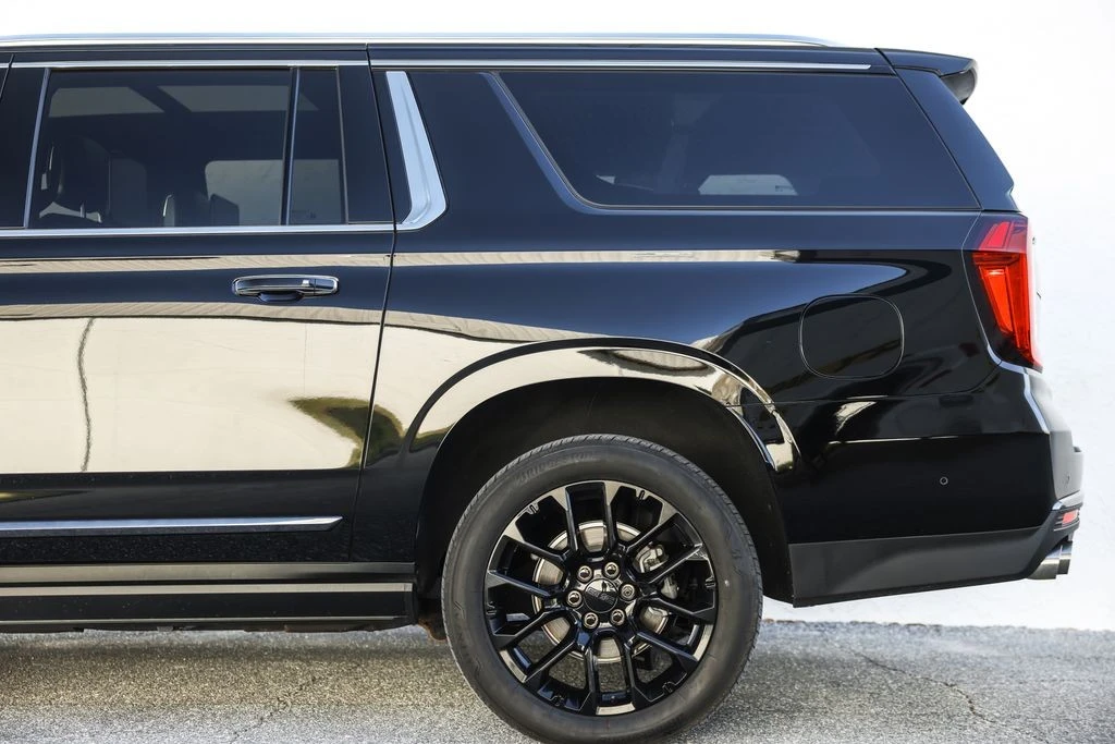 2023 GMC Yukon 5th Gen - Image 16 of 21
