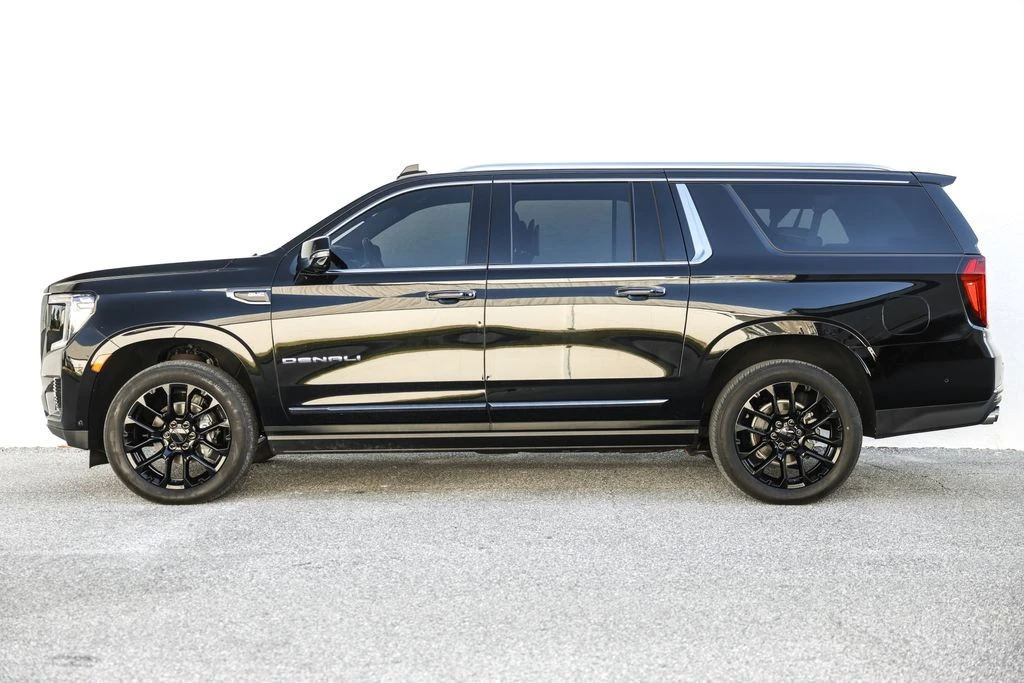 2023 GMC Yukon 5th Gen - Image 14 of 21