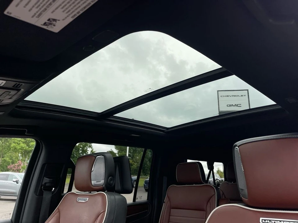 2023 GMC Yukon 5th Gen - Image 11 of 12