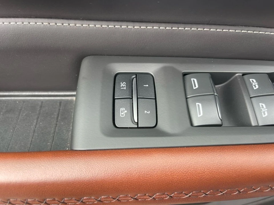 2023 GMC Yukon 5th Gen - Image 10 of 21