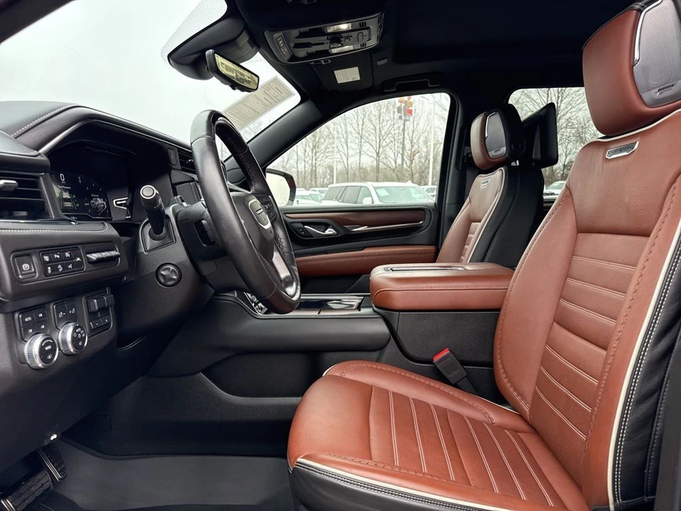 2023 GMC Yukon 5th Gen - Image 9 of 21