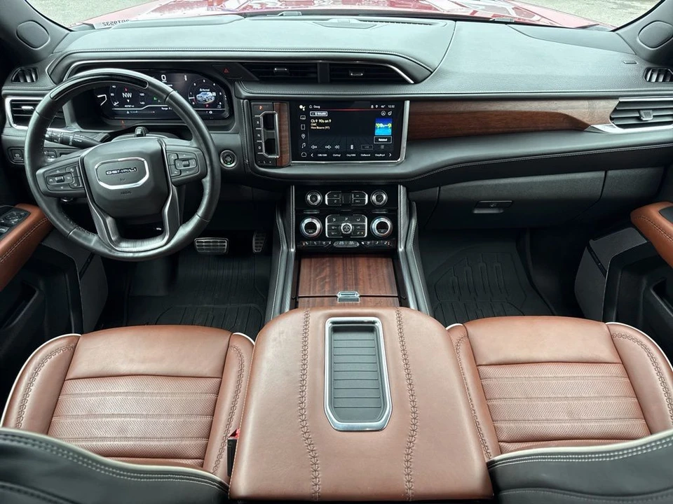 2023 GMC Yukon 5th Gen - Image 17 of 21