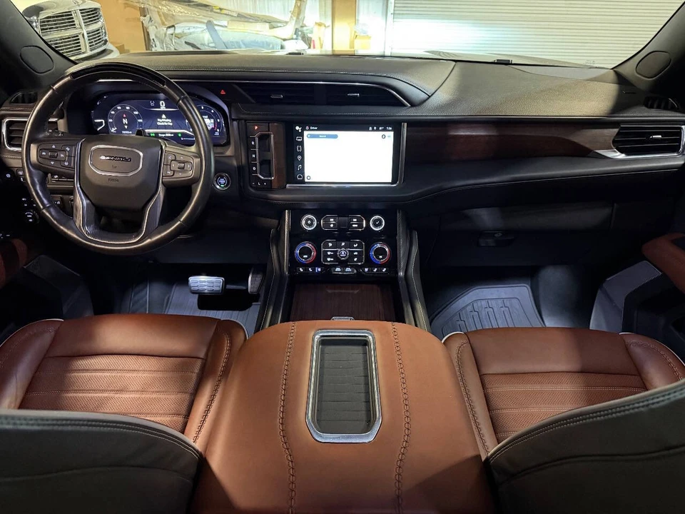 2023 GMC Yukon 5th Gen - Image 9 of 12