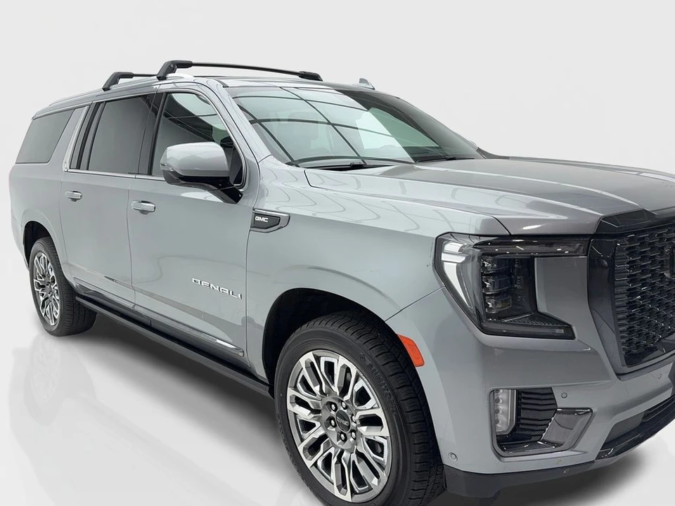 2023 GMC Yukon 5th Gen - Image 2 of 12